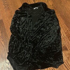 red by BKE crushed velvet button up